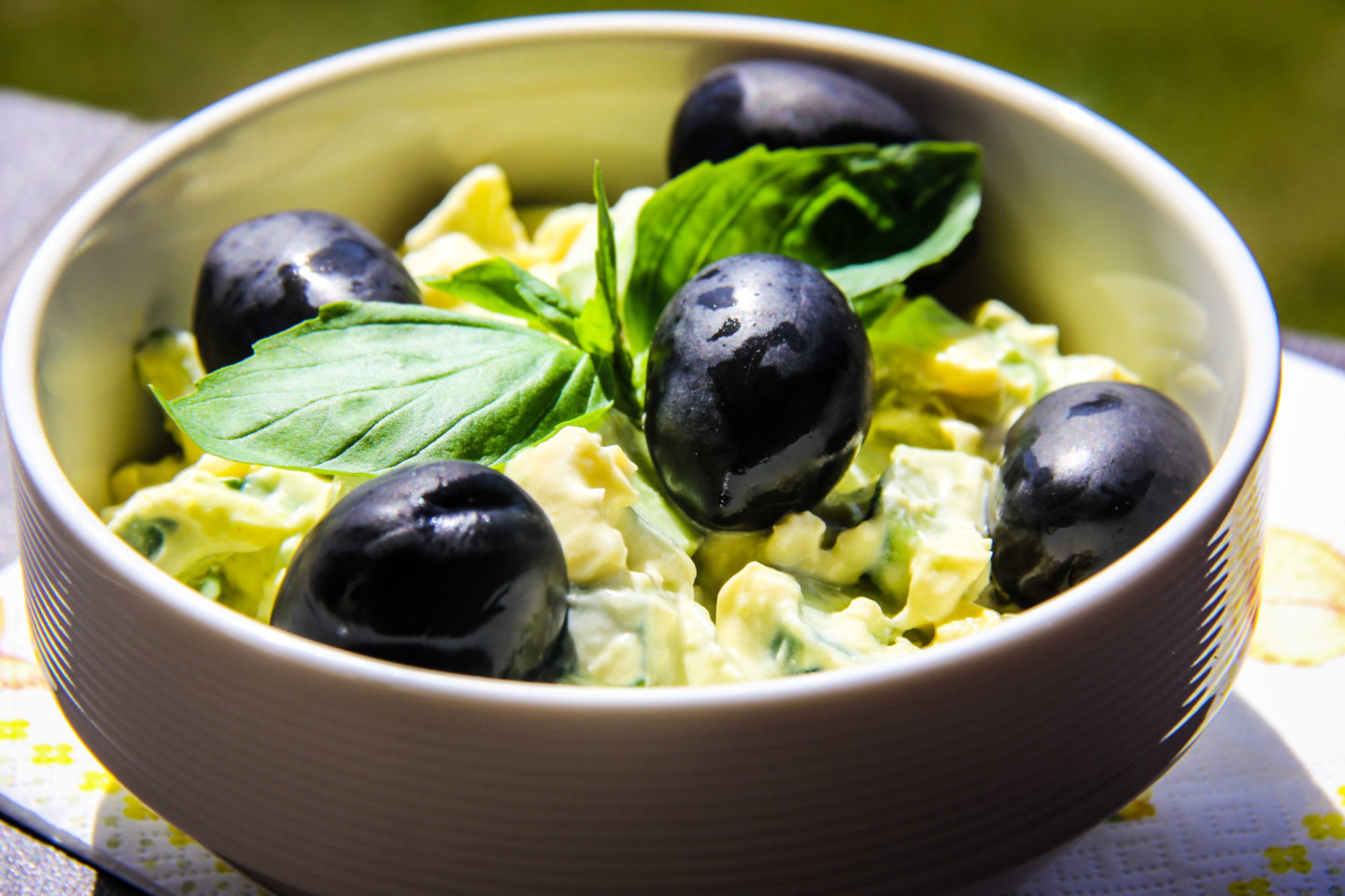 salata de avocado, ou si iaurt
