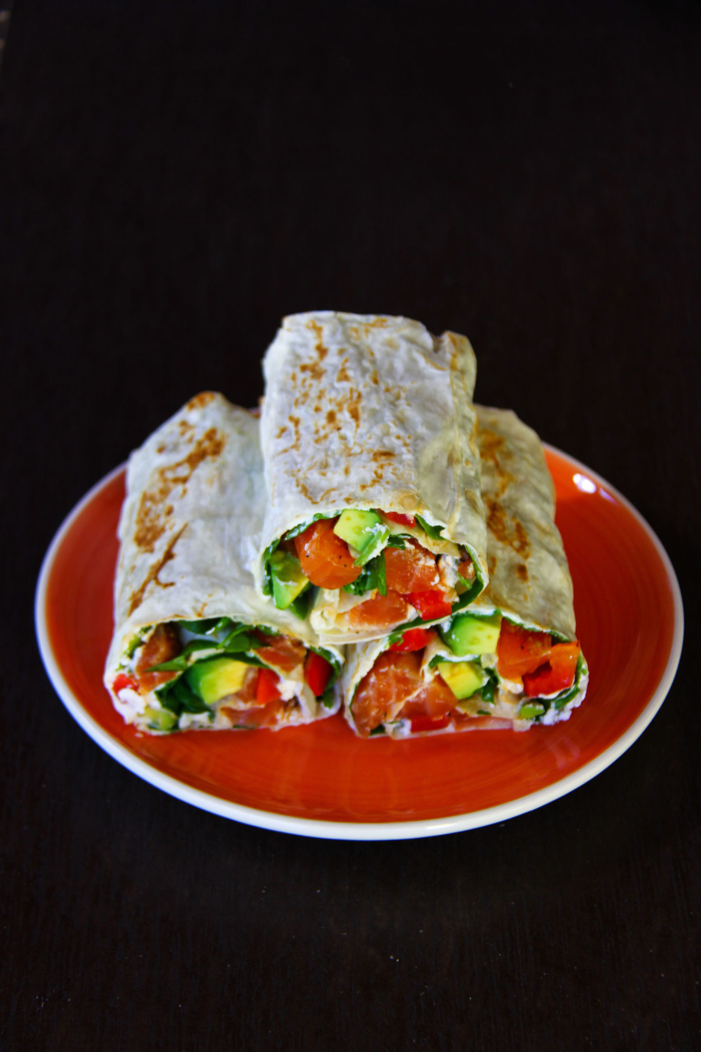 alt="wrap cu somon si avocado"