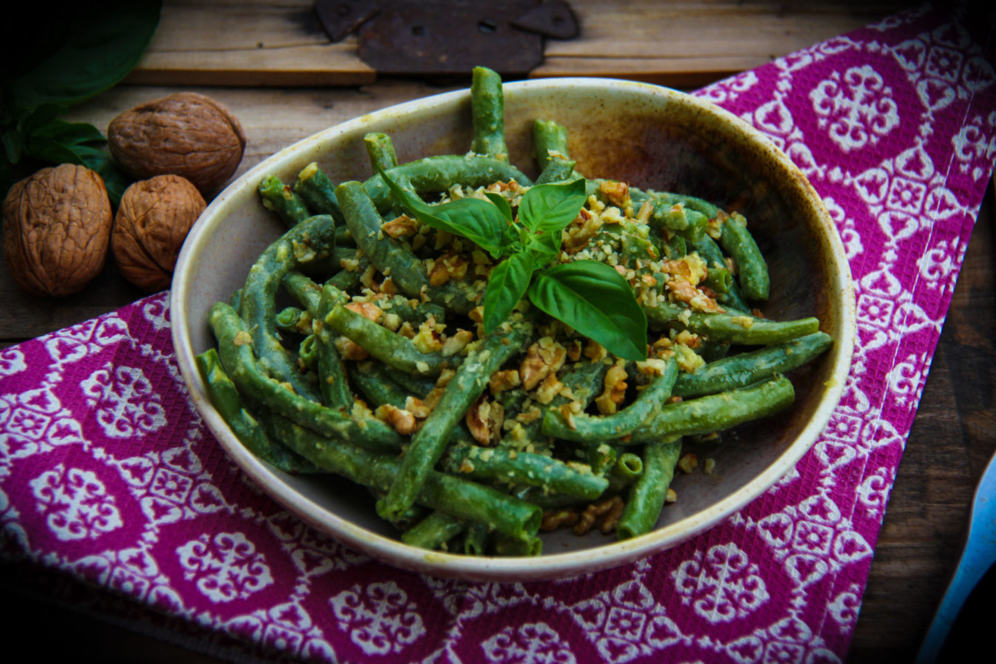 alt="salata de pastai de fasole verde"
