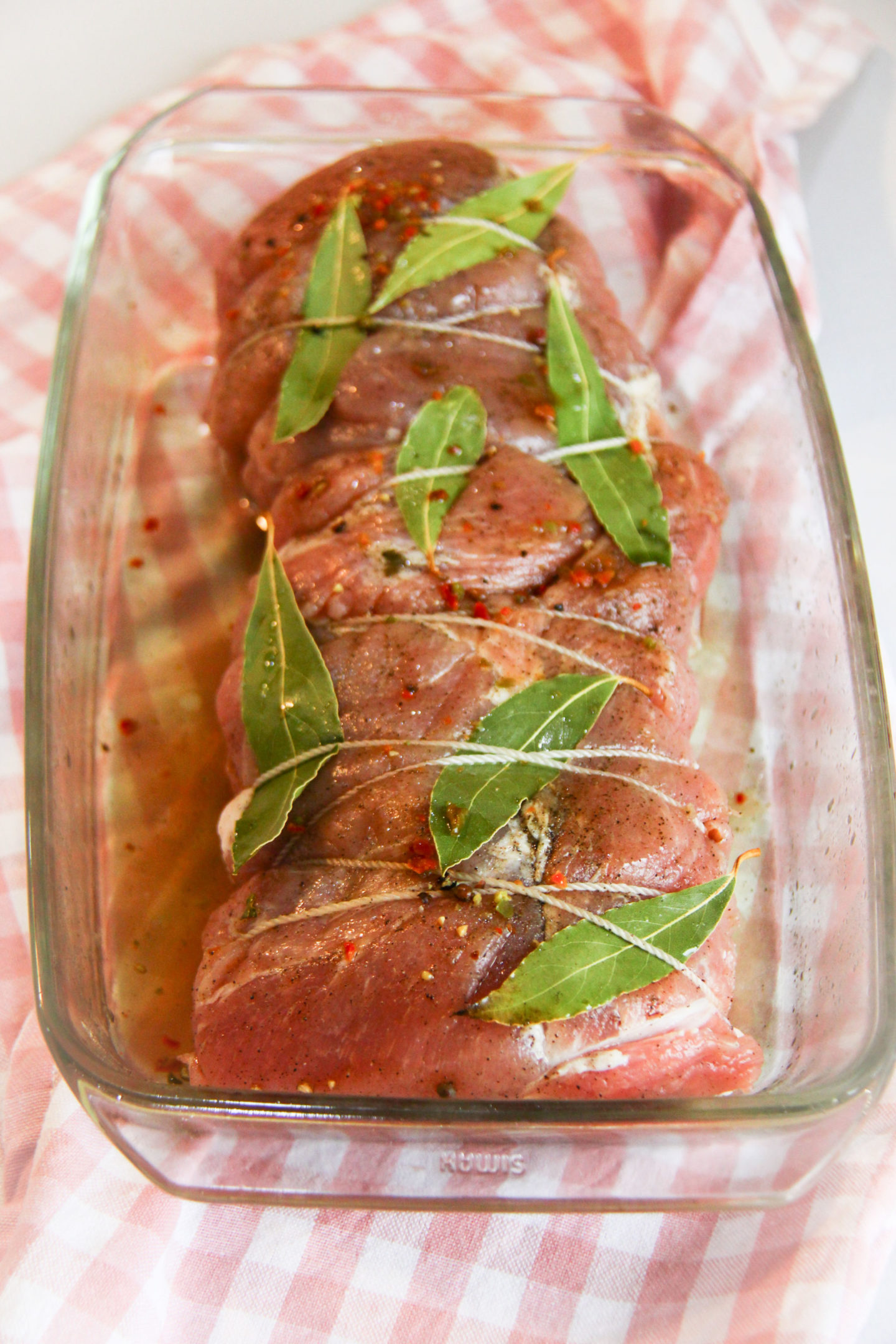 alt="marinada friptura din pulpa de porc"
