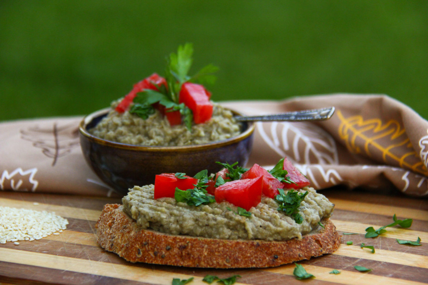 alt="salata de vinete baba ganoush"