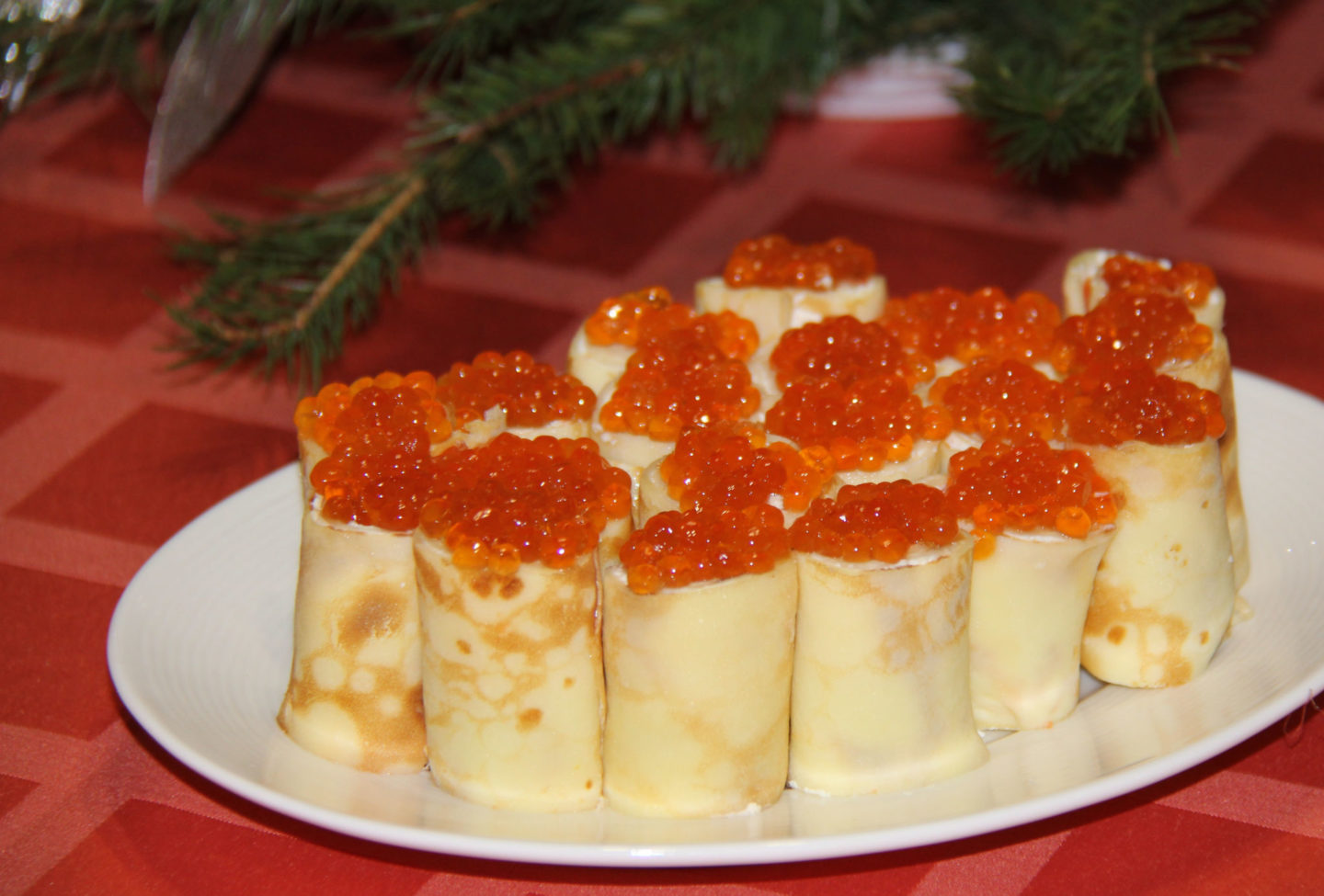 alt="clatite cu crema de branza"